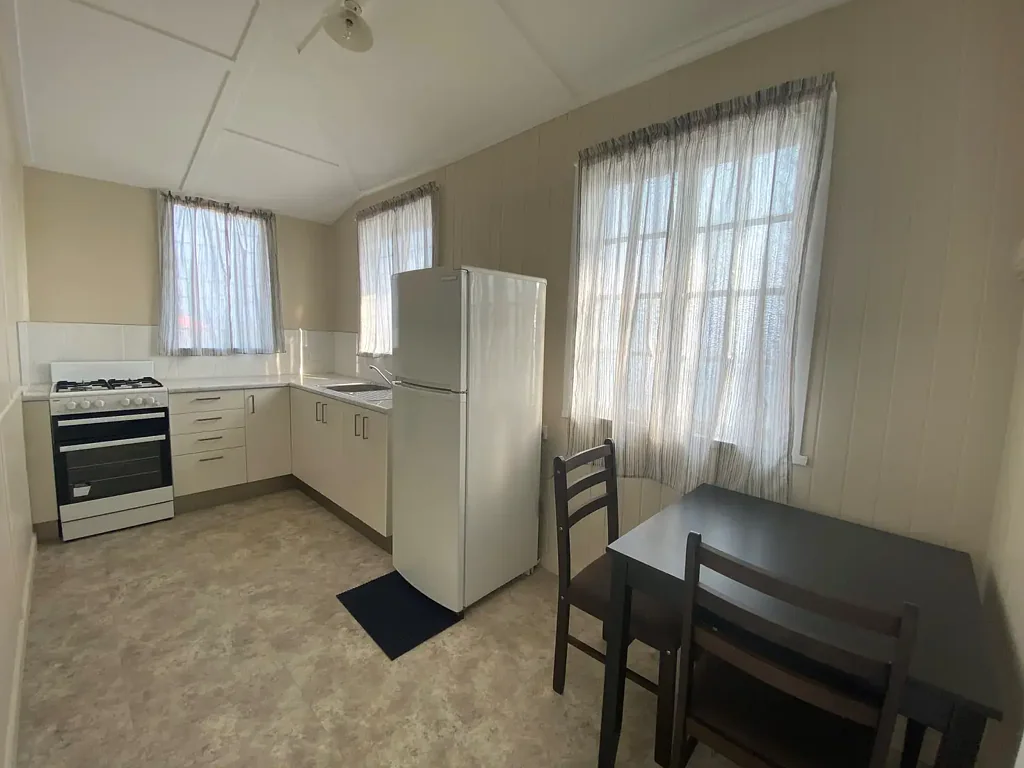 FURNISHED STUDIO APARTMENT