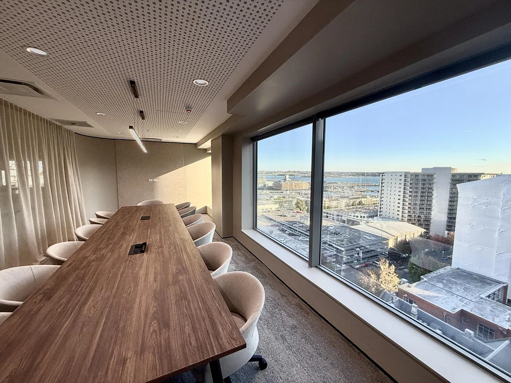 Auckland Central Plug and play suite in CBD
