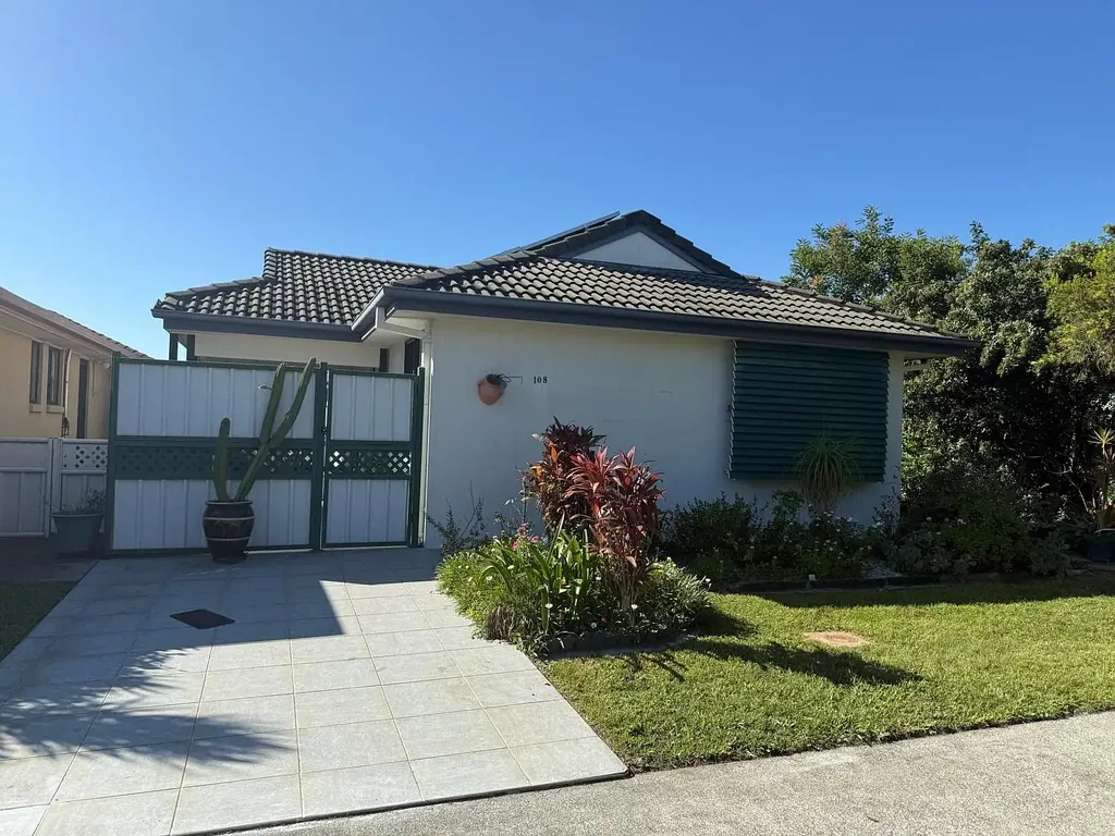 Bethania 2 Bedroom Enjoy the Position of this 2 bedroom home with gardens - Over 50's Lifestyle complex