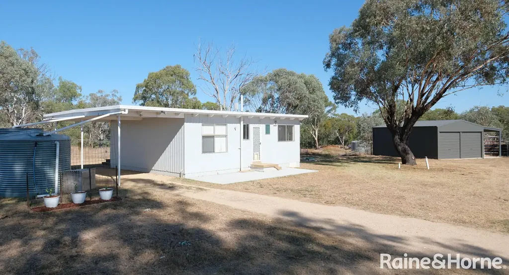86 Toms Drive, Inverell, NSW 2360