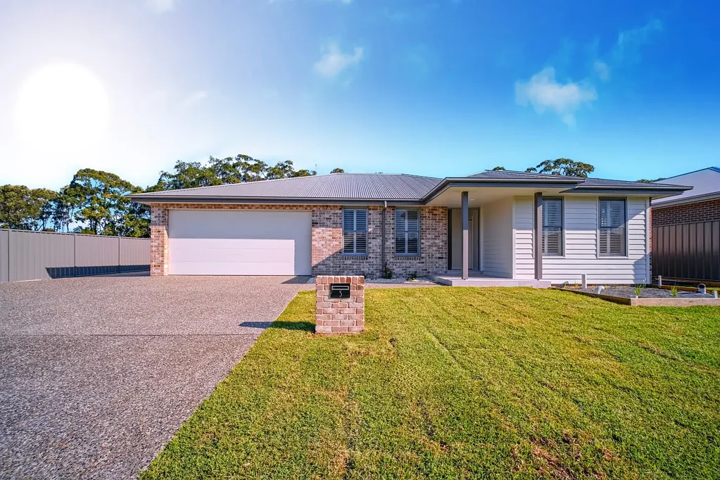 Black Head 4 Bedroom Brand New Turnkey Coastal Dream Home!