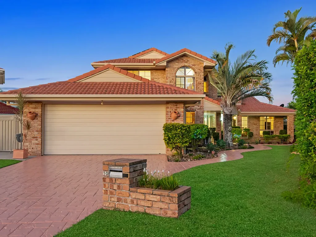 Calamvale 5Kwarto Overseas Owners Say Sell | 1,131m2;, Leased to Oct 2027 | Auction