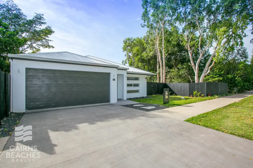 Stunning Palm Cove Home