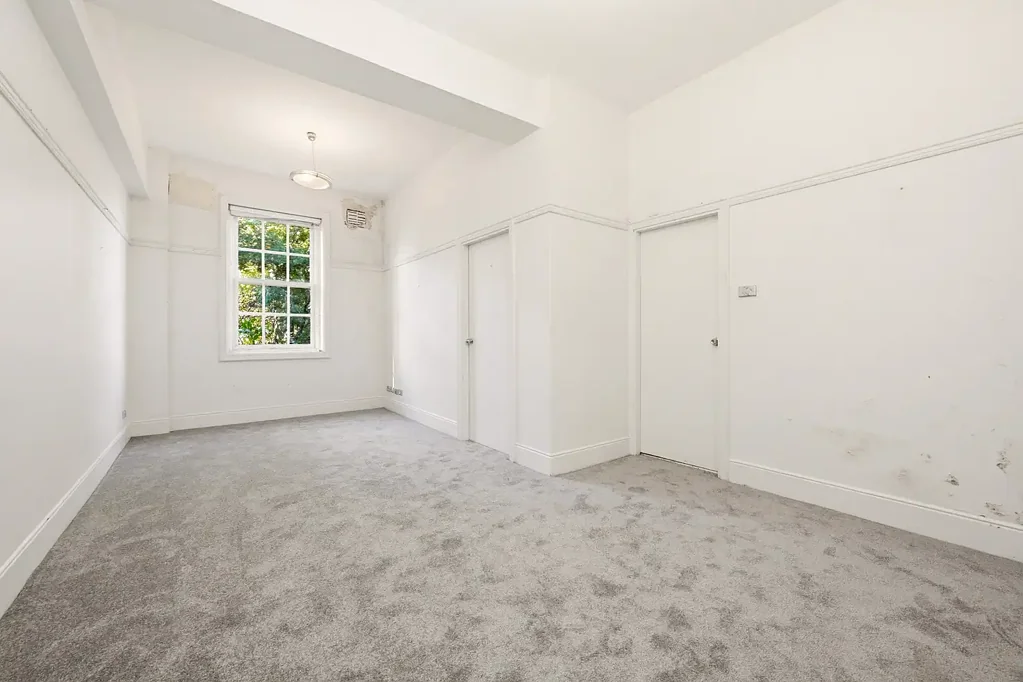 Darlinghurst 1 Slaapkamer Classic Art Deco Apartment with Scope to Add Value