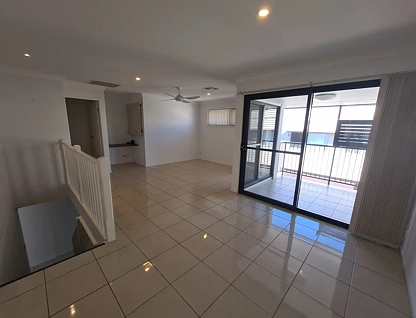2/19 TILLEY STREET, Redcliffe, QLD 4020, 3 ਕਮਰੇ, 2 ਬਾਥਰੂਮ, Townhouse