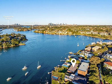 Abbotsford 3Moenga THE ONE YOU HAVE BEEN WAITING FOR