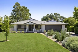 16 Flamingo Road, Highfields