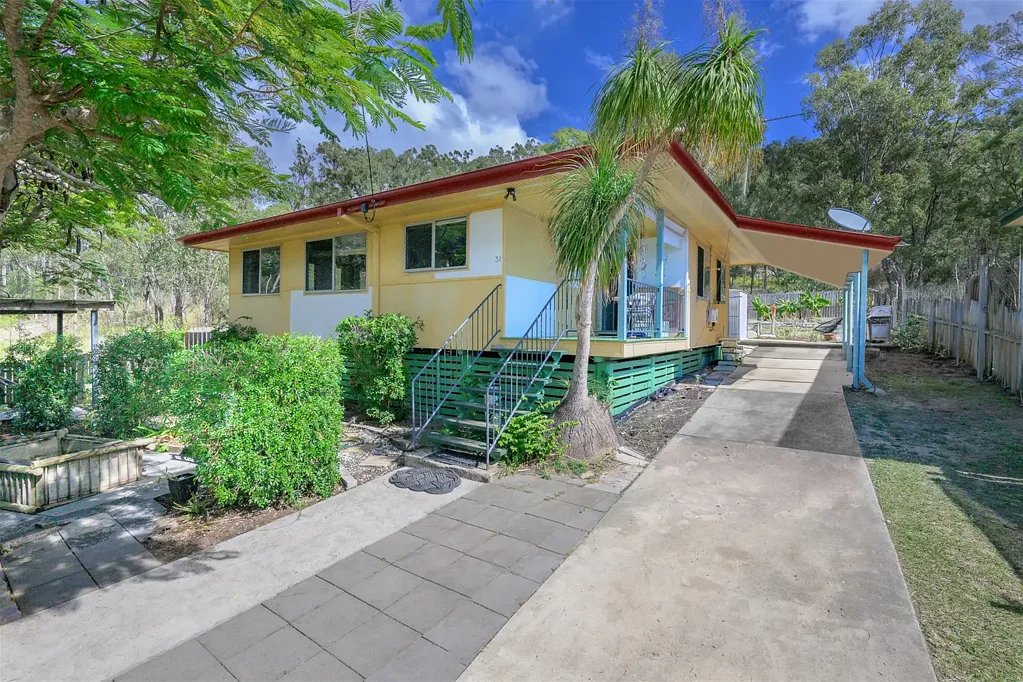 31 Drummer Street, Toolooa, QLD 4680