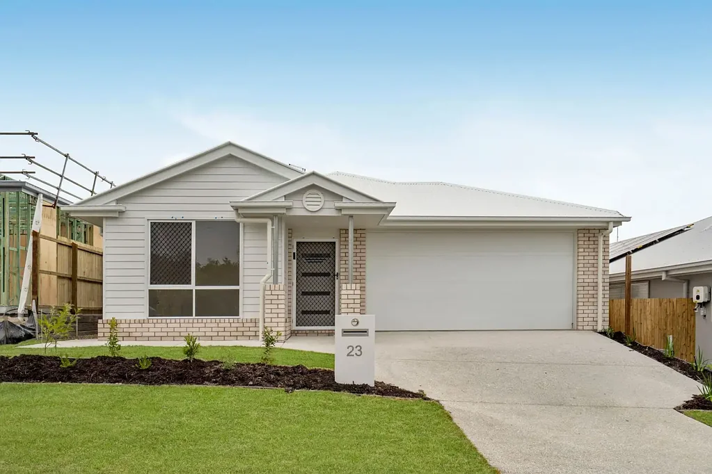 Brand New 4 Bedroom Family Home with Dual Living & Alfresco Flow
