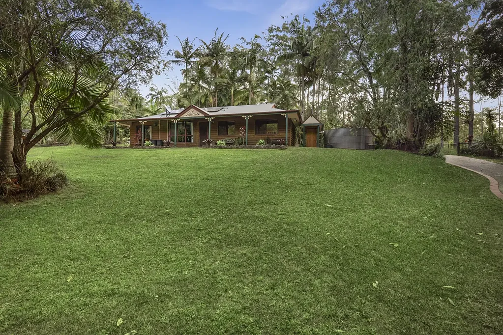 Peachester 4બેડરૂમ A Peaceful Bushland Retreat – Acreage Living Amongst the Gum Trees