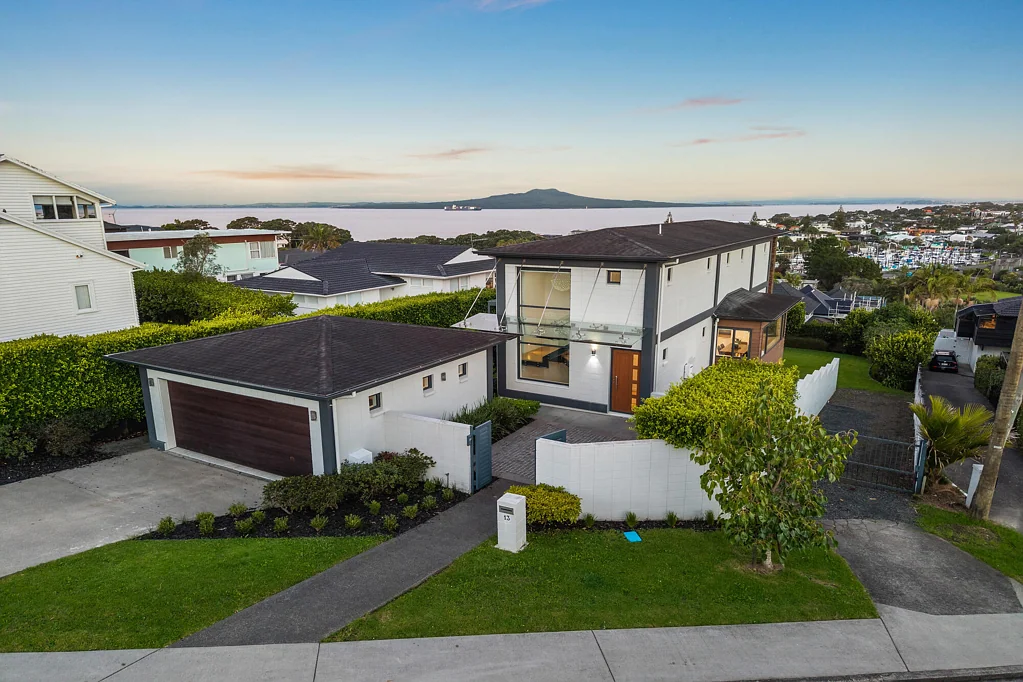 13 Seaview Road, Castor Bay, North Shore City, Auckland
