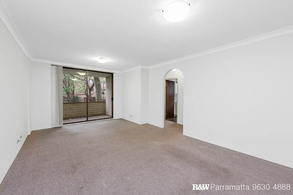 2 BEDROOM UNIT WITH POOL