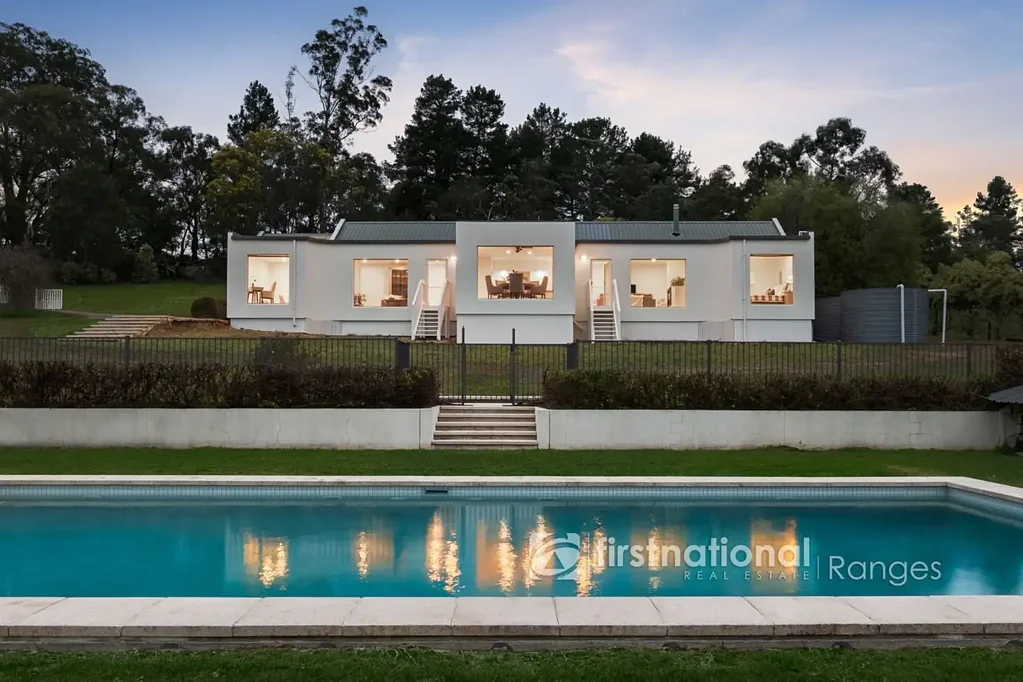 Cockatoo 4房 乡村灵魂。建筑风格。日落美景。 Country Soul. Architectural Style. Sunset Views.
