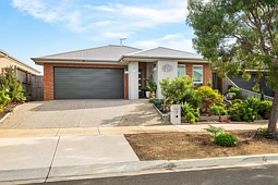 8 Miranda Crescent, St Leonards