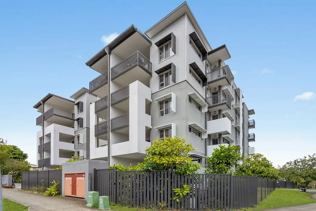 Coopers Plains 2 Bedroom Charming 2-Bedroom Home in Coopers Plains - Best Offer Before 6th September!