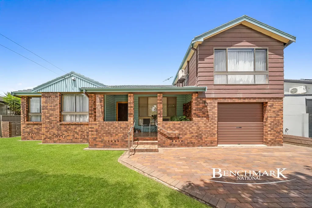 54 Amalfi Street, Lurnea, NSW 2170
