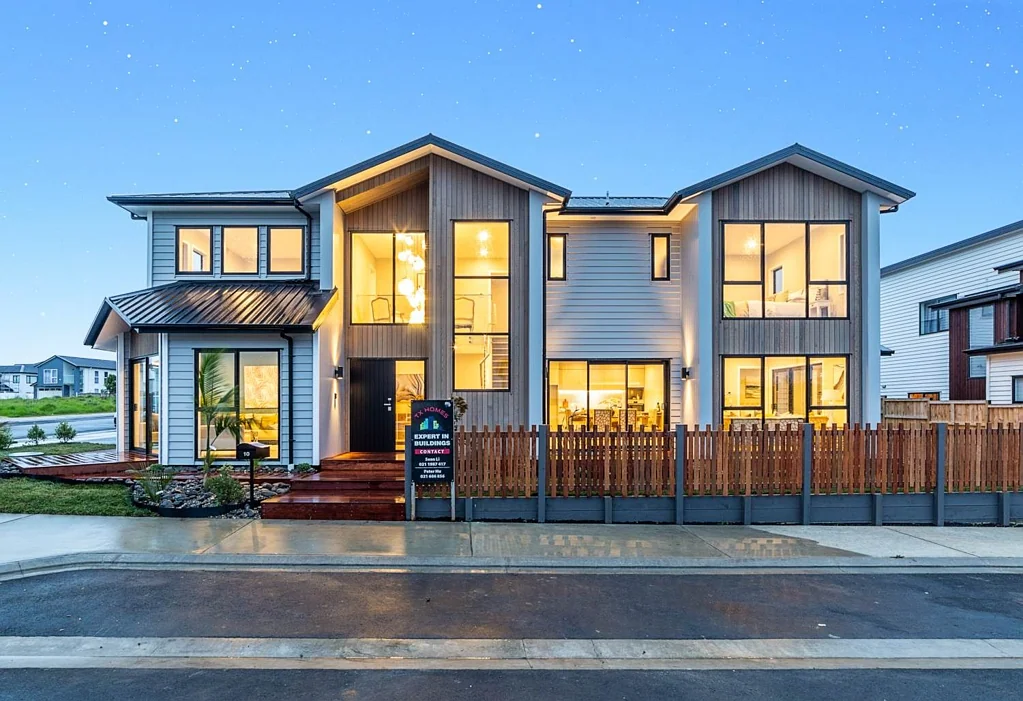 Spacious 5 Bedroom Family Home in Hobsonville