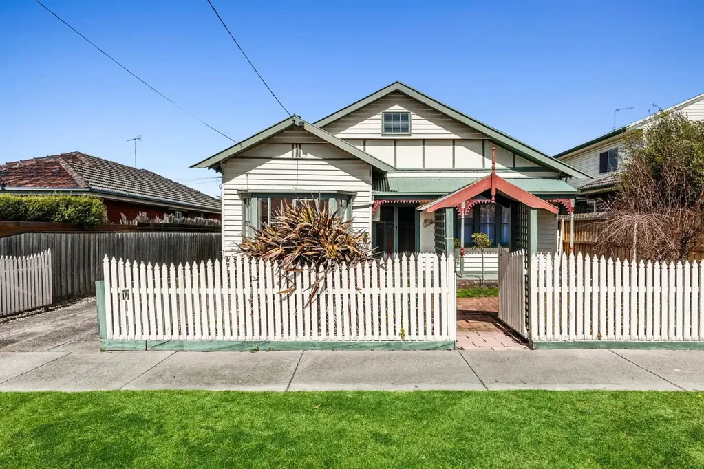 11 Queen Street, Belmont, VIC 3216