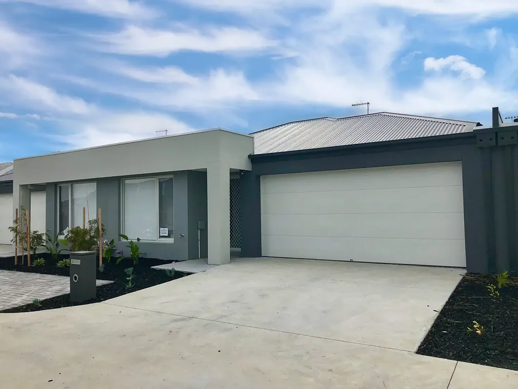 Narre Warren South 3ਬੈੱਡਰੂਮ Modern family home.