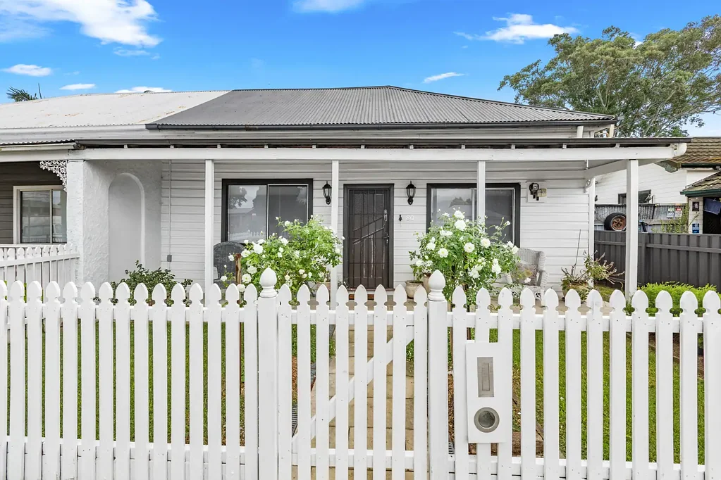 80 Station Street, Weston, NSW 2326