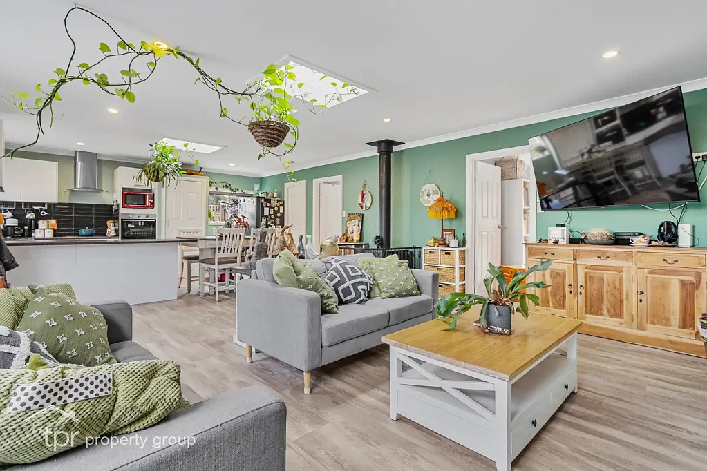 9 Challis Crescent, Deep Bay, TAS 7112