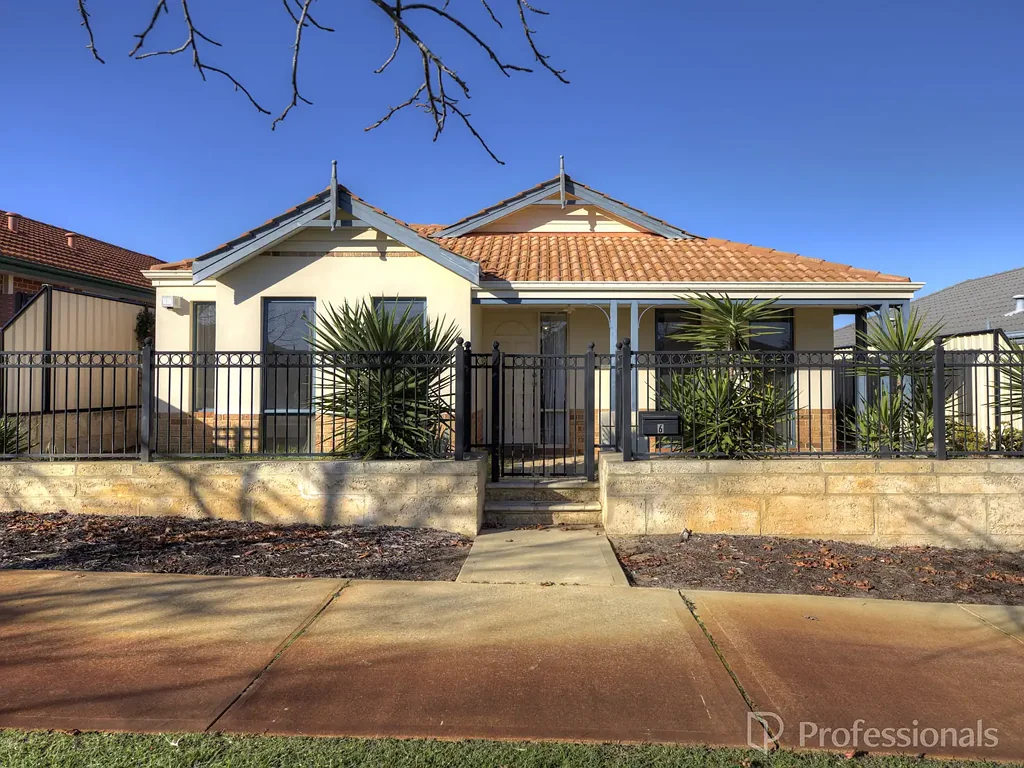 Spacious Family Living in the Heart of Clarkson