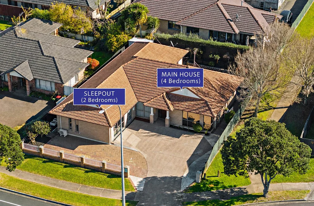 East Tamaki 6 Bedroom She’s Clever. She’s Caring. She’s Capable.