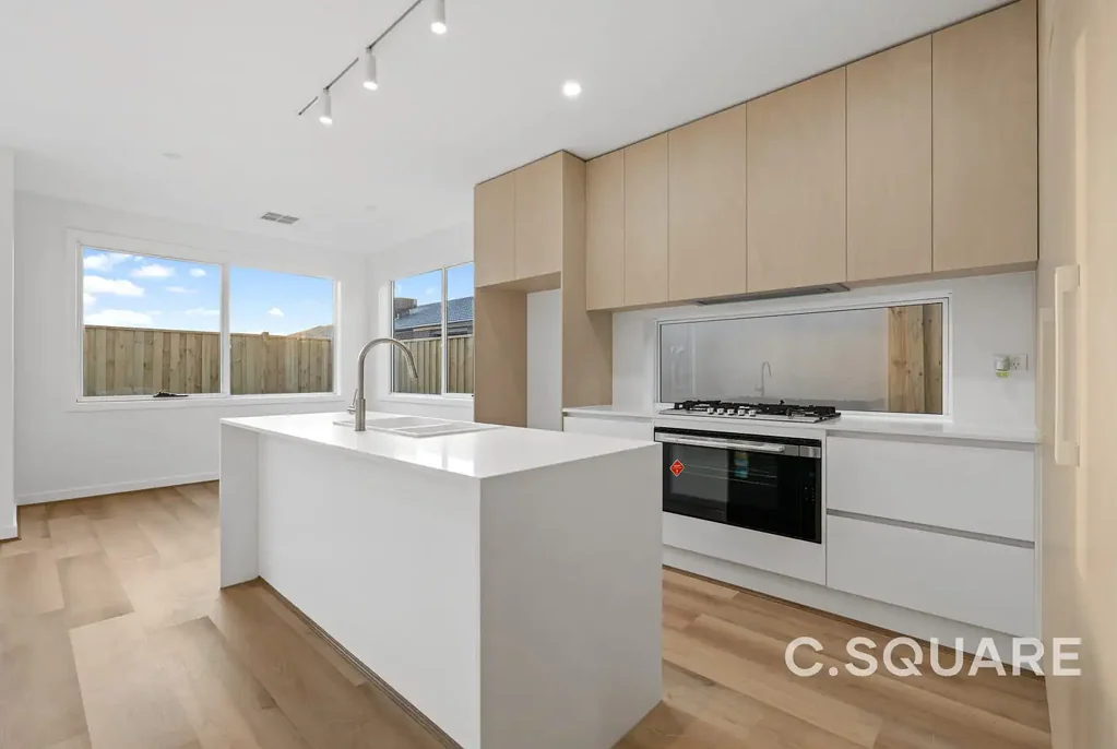 16 Sonny Street, Mickleham, VIC 3064