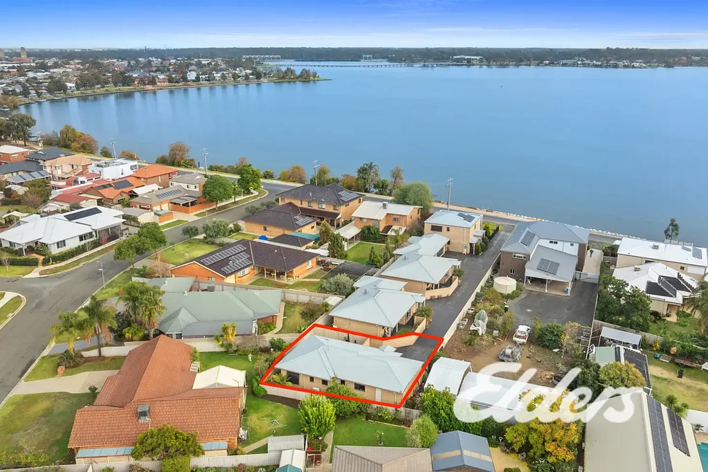 Yarrawonga 2ห้องนอน SPACIOUS 2-BEDROOM UNIT OPPOSITE LAKE MULWALA!