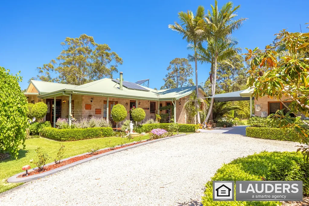 Old Bar 5房  Immaculate Acreage Minutes from the Beach