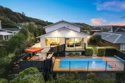 11 Spinnaker Drive, Whitby