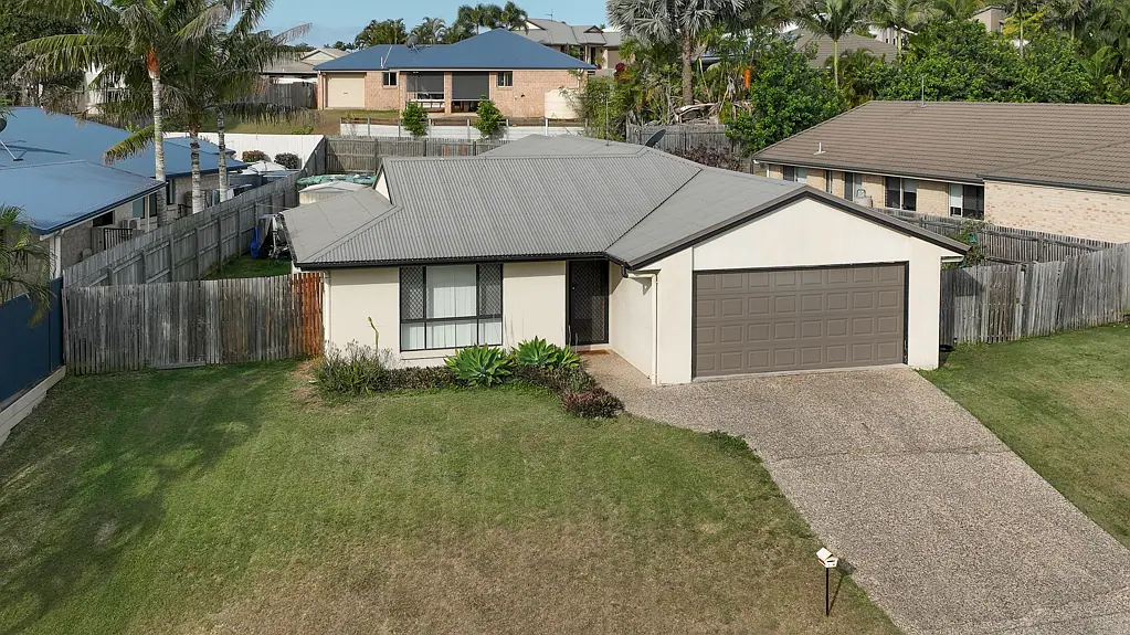 29 Dean Street, Glen Eden, QLD 4680