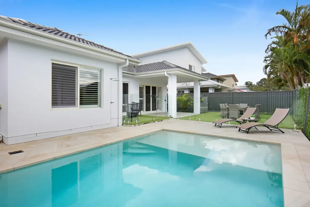 22 Marks Drive, Varsity Lakes, QLD 4227