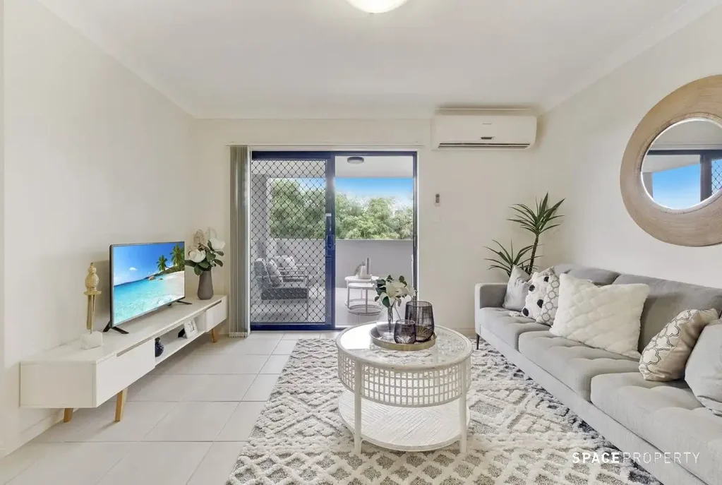 Kedron 2 Slaapkamer Spacious, Stylish & Low-Maintenance Living in the Heart of Kedron