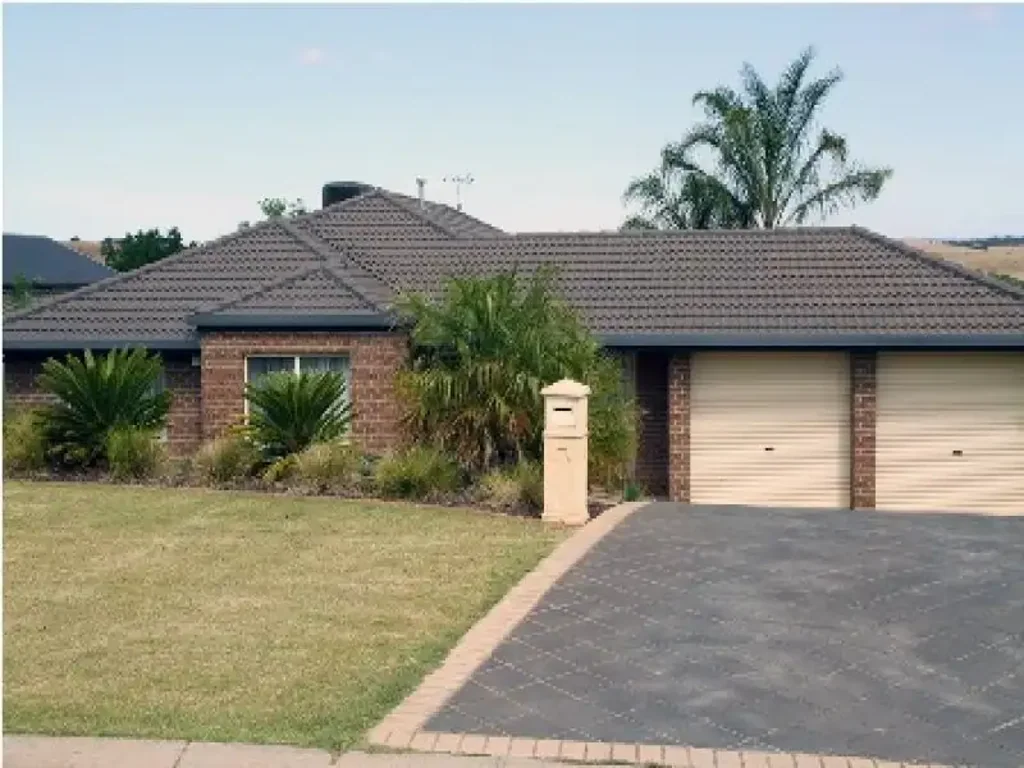 Spacious Family Living with Room for Everyone