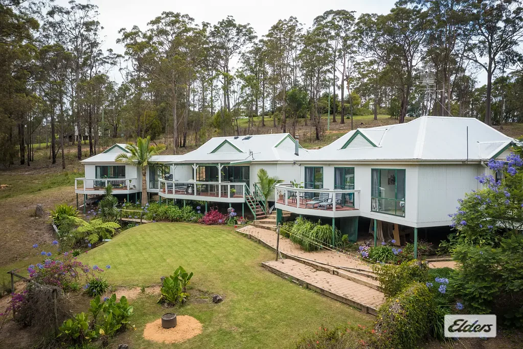 Kalaru 6 Bedroom Something Special, Suit Large Families.