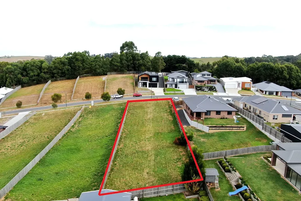Korumburra Spacious Block, Ready to Build in Daisybank