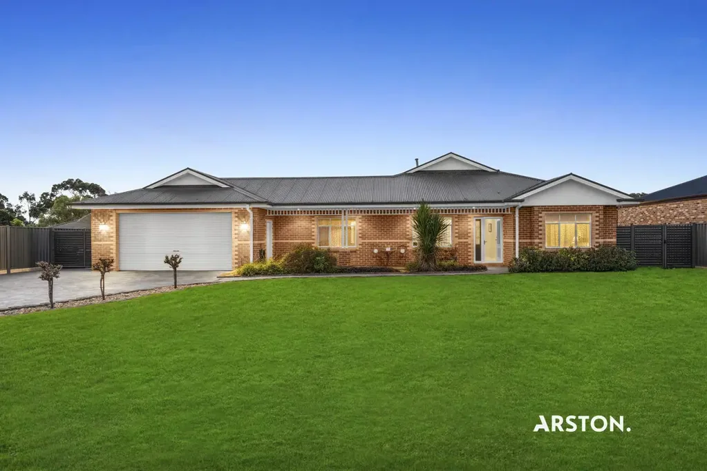 Narre Warren North 5Moenga Space, Lifestyle & Endless Family Appeal