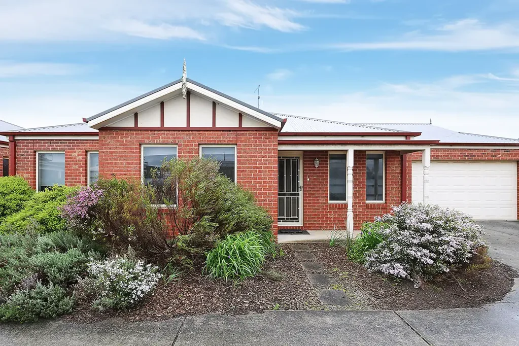 2/27 Dowling Street, Colac, VIC 3250