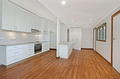 30 Amy Road, Peakhurst, NSW 2210, 3 રૂમ, 1 બાથરૂમ, House