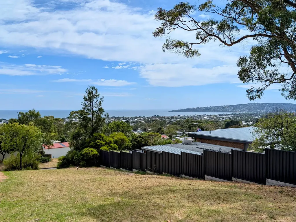 Dromana ELEVATED COASTAL LIVING WITH BREATHTAKING VIEWS