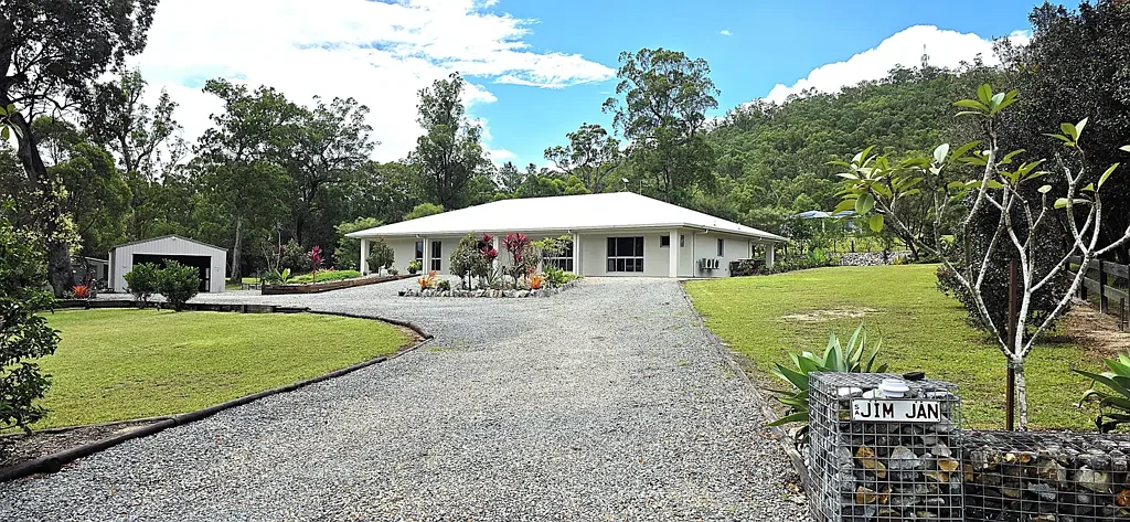 Ellerbeck 3ห้องนอน Luxury Lifestyle Retreat with Mountain Views – Mahogany Ridge Estate
