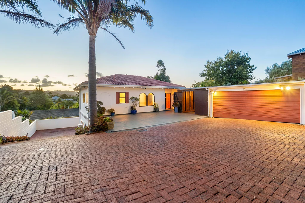 1/269 Titirangi Road, Titirangi, Auckland