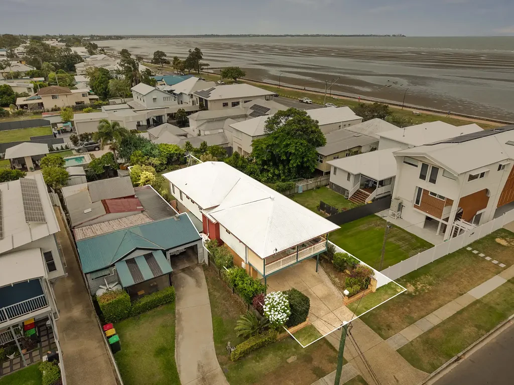 34 Ninth Avenue, Sandgate, QLD 4017