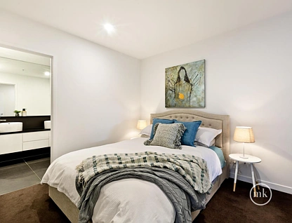 503/5 Sovereign Point Court, Doncaster, Inner East Melbourne, 2 rūma, 2 rūma horoi, Apartment