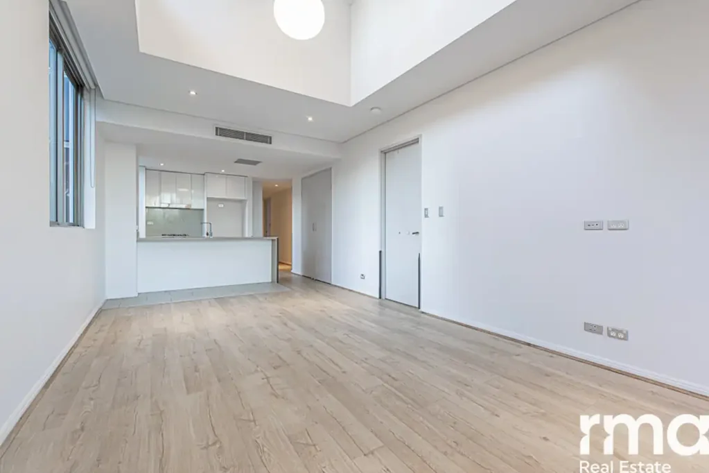 Modern Two Bedroom Apartment available now for Rent in Epping Park!!!