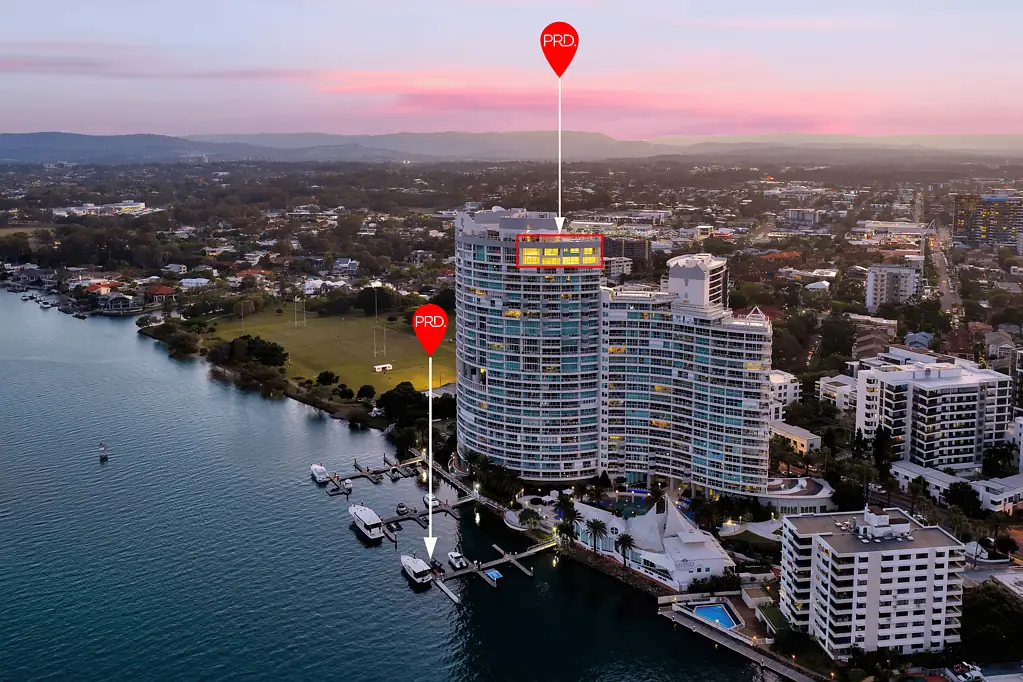 Southport 4 Bedroom The City's Most Iconic Waterfront Location