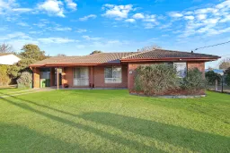 10 Hawkins St, Howlong