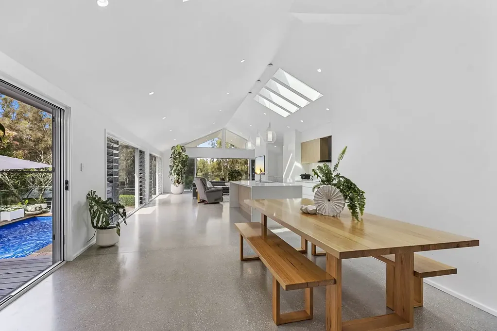 Berkeley Vale 5Habitaciones Uncompromised luxury living by the Lake