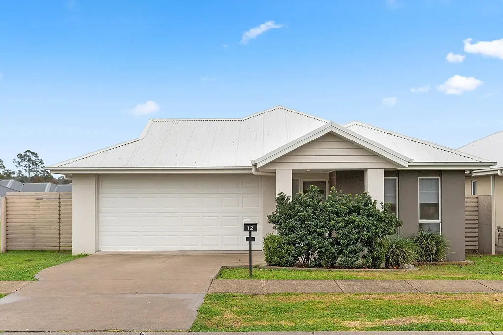 12 Hoban Road, North Rothbury, NSW 2335